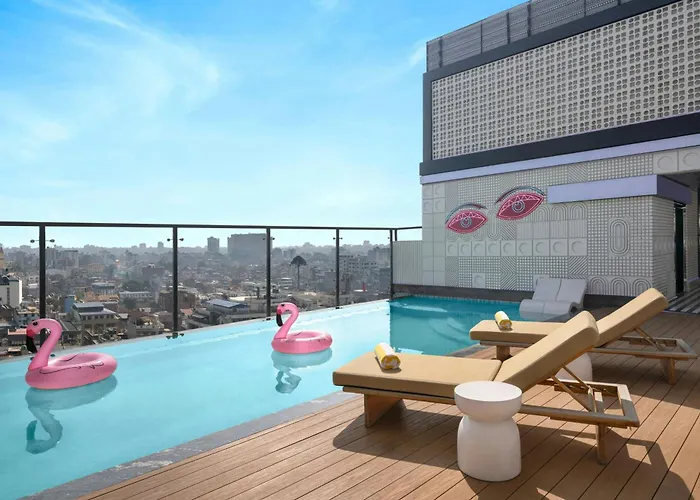 Hotel Moxy Kathmandu